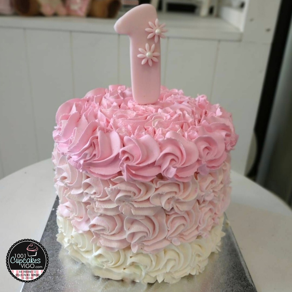 tarta-degradado-para-sesiones-smash-cake.jpg