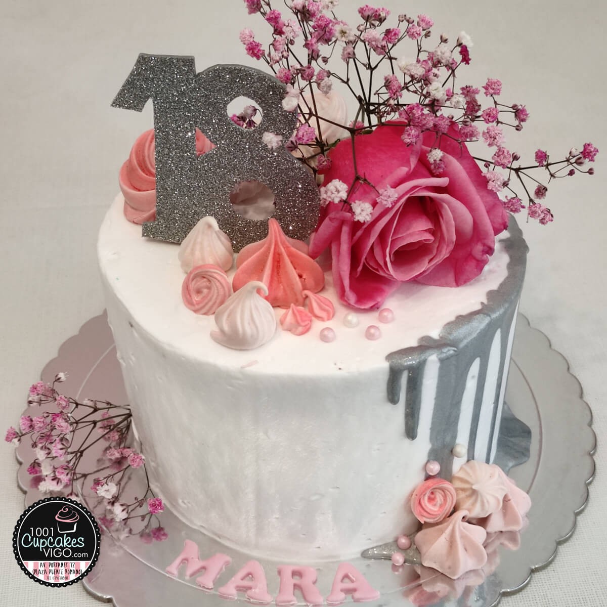 tarta-drip-con-flores-y-merengues-1.jpg