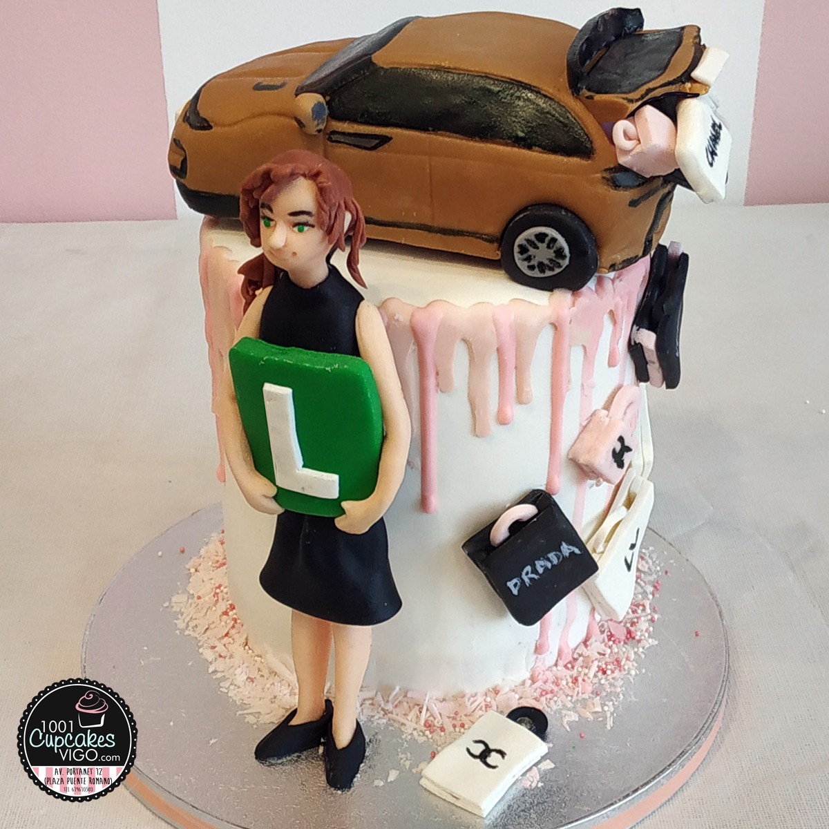 tarta-modelado-coche-2.jpg